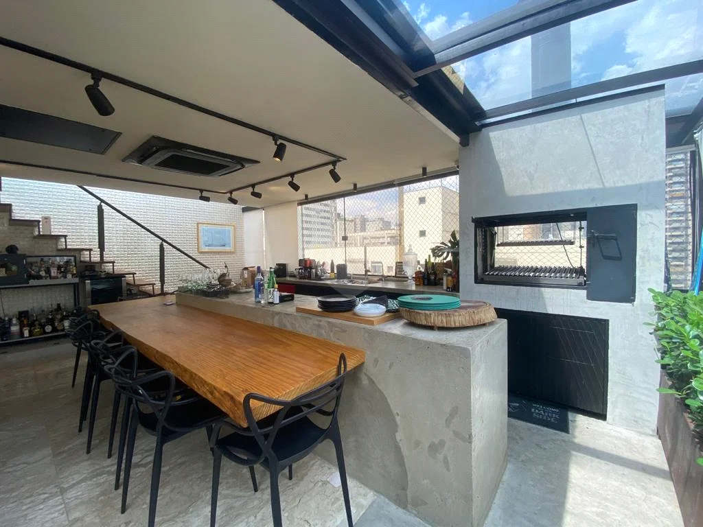 Apartamento à venda em Itaim Bibi, São Paulo - SP
